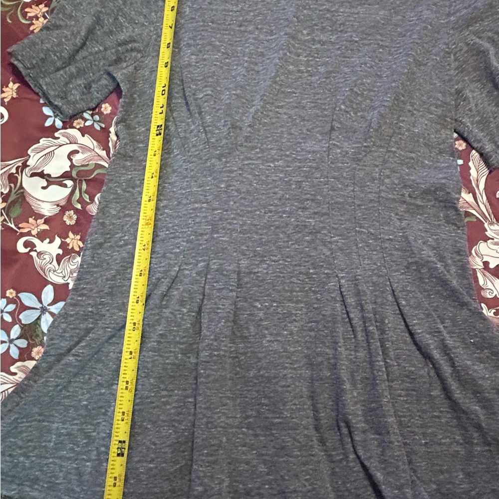 Treasure & Bond (Nordstrom) Charcoal Gathered Waist Heather Tee - Picture 5 of 7